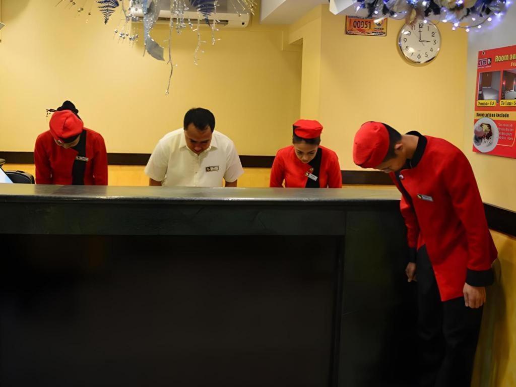 Hotel Sogo Edsa Caloocan Bagian luar foto
