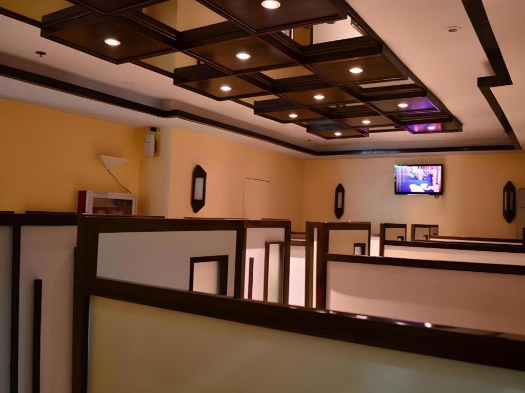 Hotel Sogo Edsa Caloocan Bagian luar foto