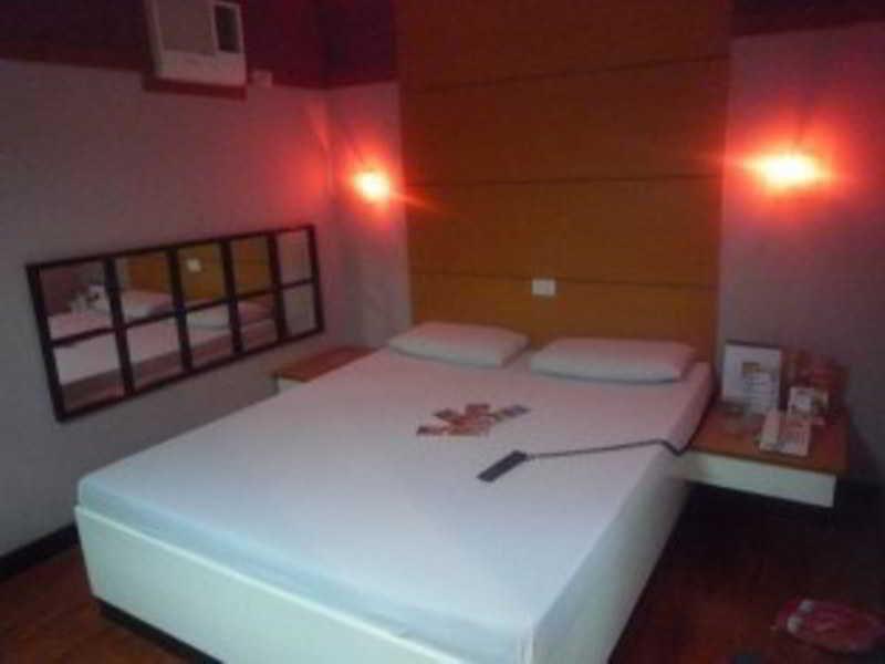 Hotel Sogo Edsa Caloocan Bagian luar foto