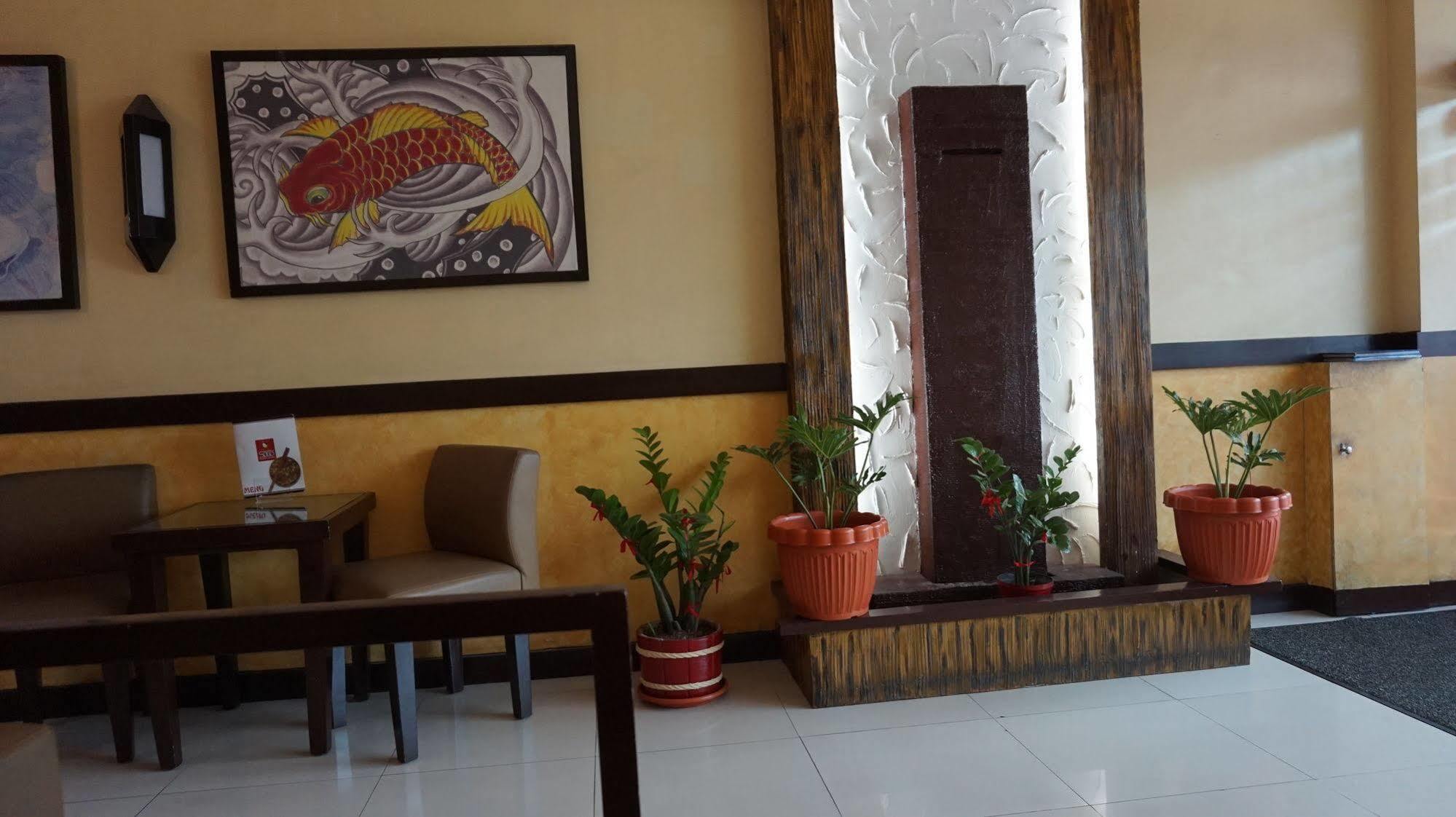 Hotel Sogo Edsa Caloocan Bagian luar foto