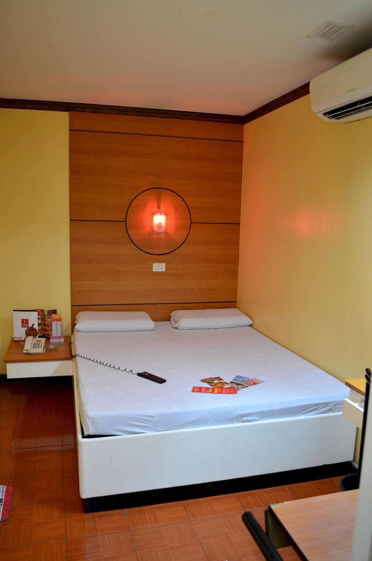 Hotel Sogo Edsa Caloocan Bagian luar foto