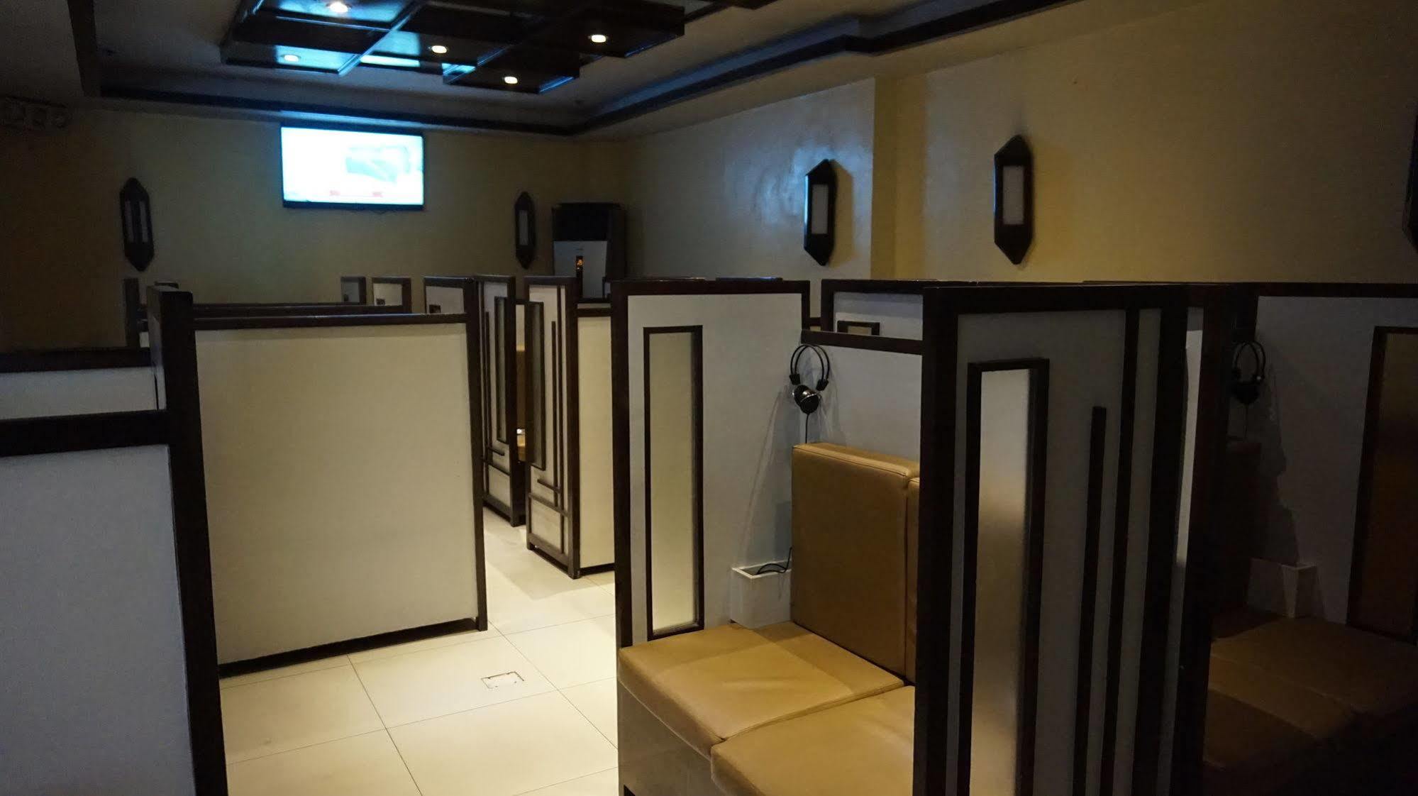 Hotel Sogo Edsa Caloocan Bagian luar foto